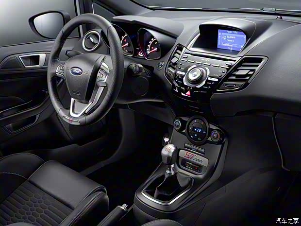 福特(進(jìn)口) 嘉年華(進(jìn)口) 2016款 ST 200