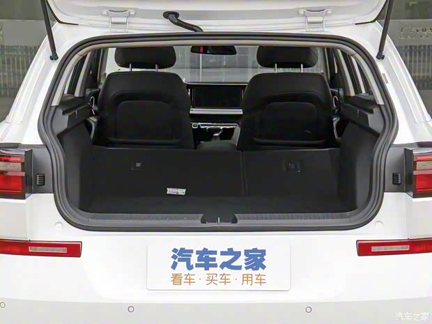 上汽通用五菱 宝骏Valli 2021款 1.5T CVT伊犁牧场 上汽通用五菱 宝骏Valli 2021款 1.5T CVT伊犁牧场