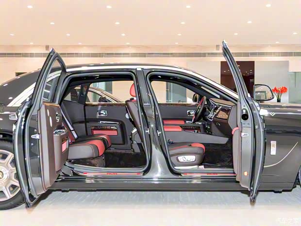 勞斯萊斯 古思特 2016款 6.6T 永恒之愛典藏版