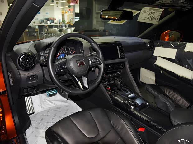日产(进口) 日产GT-R 2017款 3.8T 旗舰版 日产(进口) 日产GT-R 2017款 3.8T 旗舰版
