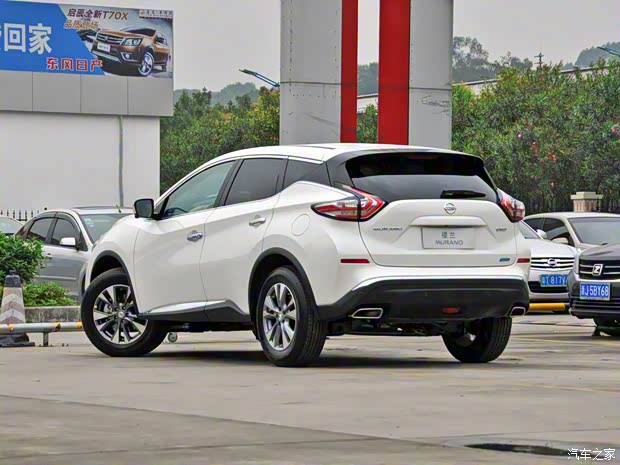 东风日产 楼兰 2017款 2.5L XL NAVI Plus 两驱智领版 东风日产 楼兰 2017款 2.5L XL NAVI Plus 两驱智领版