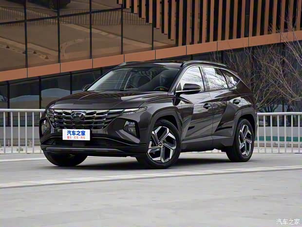 北京現(xiàn)代 途勝 2021款 途勝L 1.5T LUX尊貴版