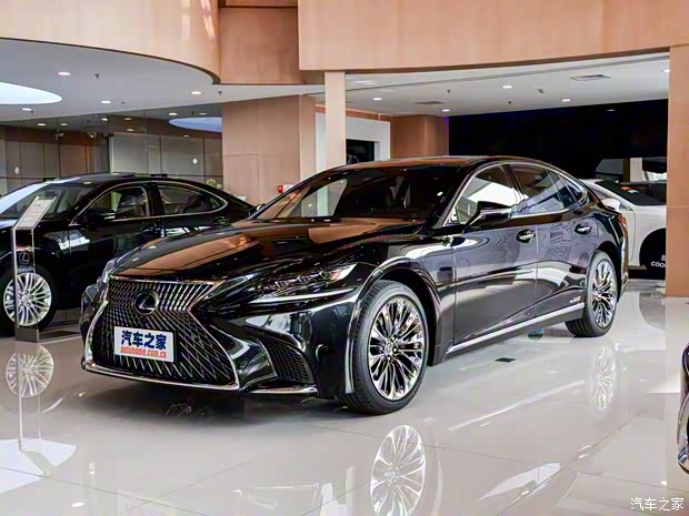 雷克萨斯 雷克萨斯LS 2018款 500h 行政版