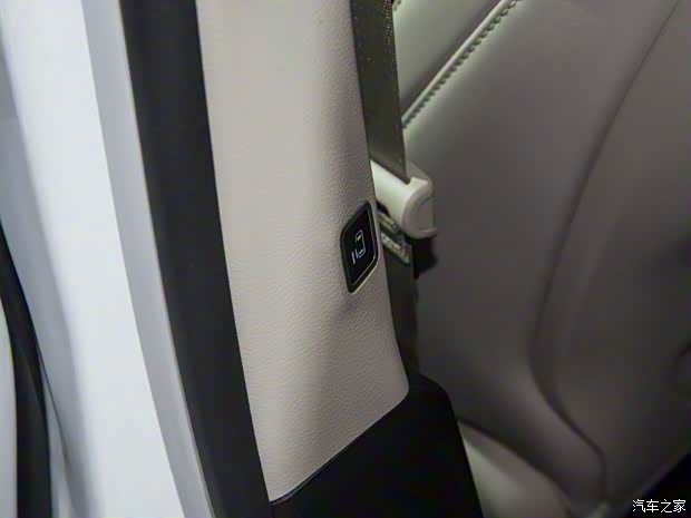 克萊斯勒(進(jìn)口) 大捷龍PHEV(進(jìn)口) 2018款 3.6L 插電混動版