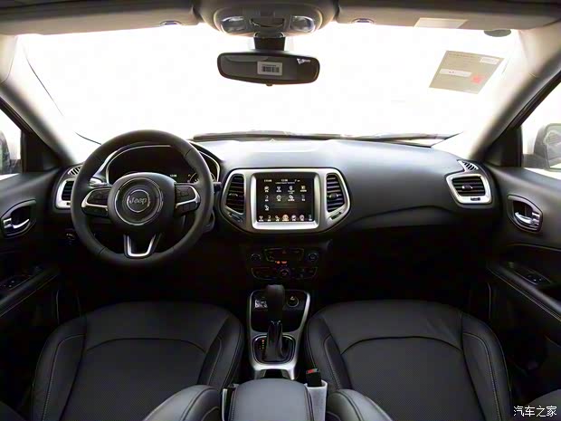 廣汽菲克Jeep 指南者 2017款 200T 自動(dòng)家享版