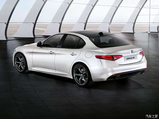 阿爾法羅密歐 Giulia 2016款 普通版