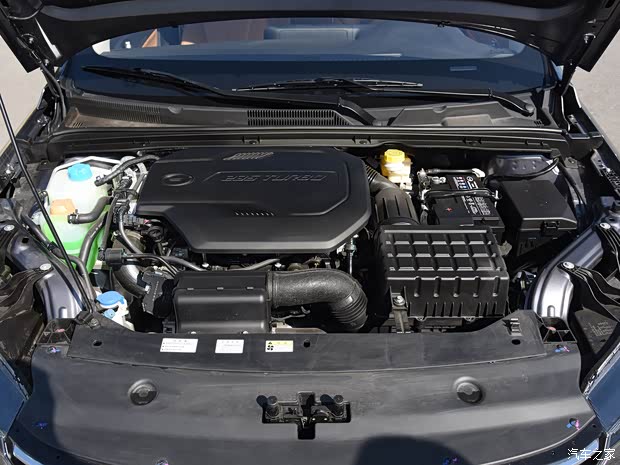 廣汽乘用車 傳祺GA4 2021款 235T 自動(dòng)尊貴版