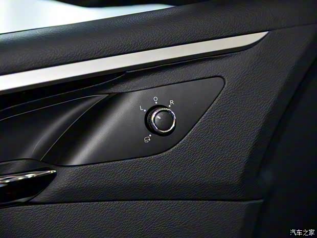 上汽大通 上汽大通T60 2017款 2.8T基本型