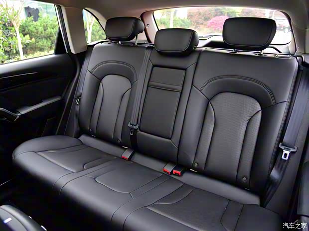 众泰汽车 众泰T600 2016款 运动版 2.0T 自动尊贵型 众泰汽车 众泰T600 2016款 运动版 2.0T 自动尊贵型