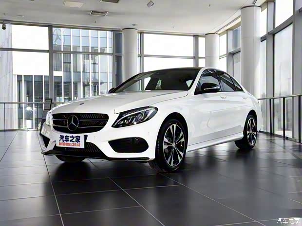 北京奔驰 奔驰C级 2018款 C 300 运动版 北京奔驰 奔驰C级 2018款 C 300 运动版