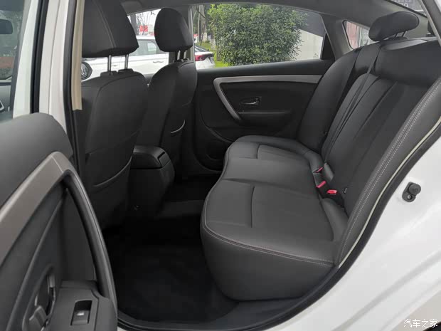 神龍汽車 富康ES500 2021款 標(biāo)準(zhǔn)版