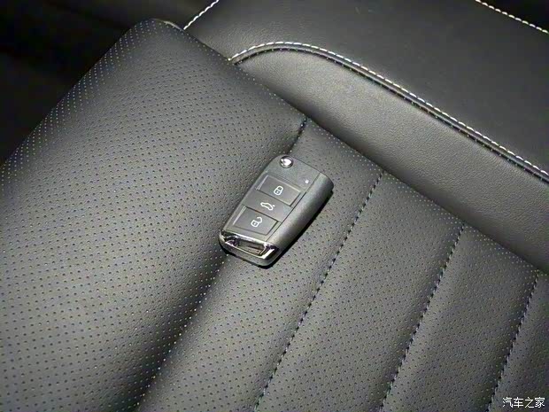 上汽大众斯柯达 速派 2021款 TSI330 DSG舒适版