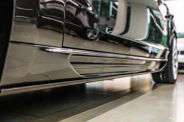 宾利 飞驰 2017款 V8 S Mulliner