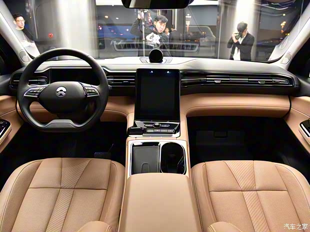 蔚來 蔚來ES8 2018款 創(chuàng)始版