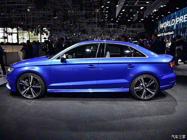 奥迪RS 奥迪RS 3 2017款 RS 3 Limousine