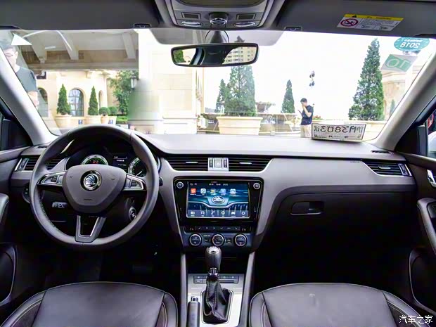 上汽斯柯达 明锐 2018款 旅行版 TSI280 DSG豪华版 上汽斯柯达 明锐 2018款 旅行版 TSI280 DSG豪华版