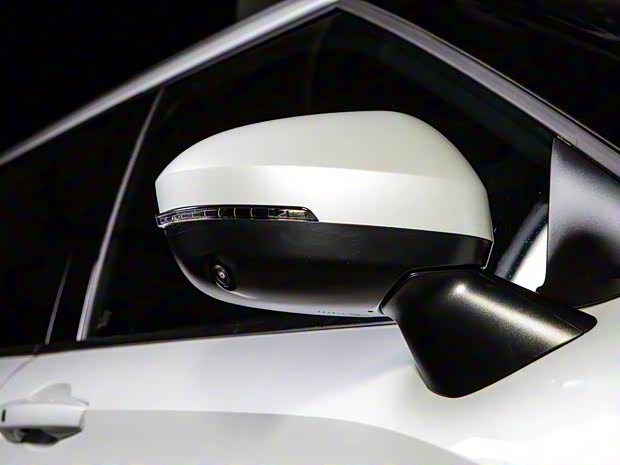 三菱(进口) 欧蓝德(进口) 2021款 基本型