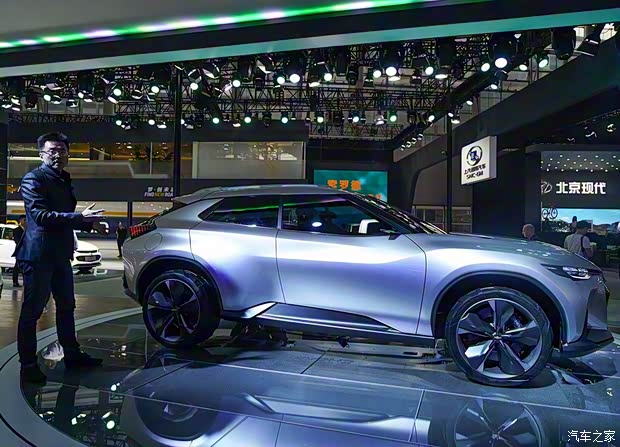 雪佛兰(进口) CHEVROLET FNR-X 2017款 基本型 雪佛兰(进口) CHEVROLET FNR-X 2017款 基本型