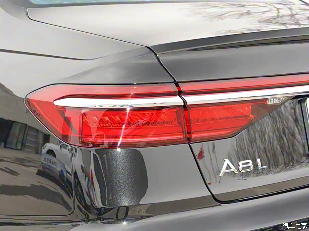 奥迪(进口) 奥迪A8新能源 2021款 A8L 60 TFSIe quattro
