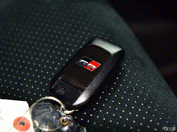 豐田(進(jìn)口) YARiS(海外) 2020款 GR YARiS 日本版