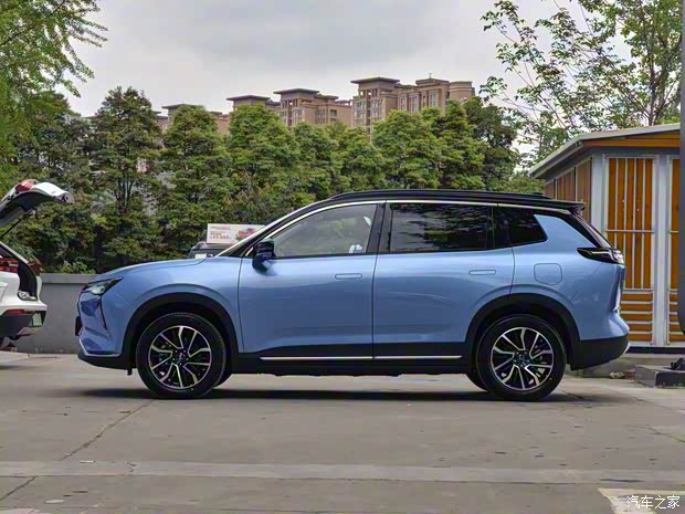 威马汽车 威马W6 2021款 520km ACE极智版 威马汽车 威马W6 2021款 520km ACE极智版