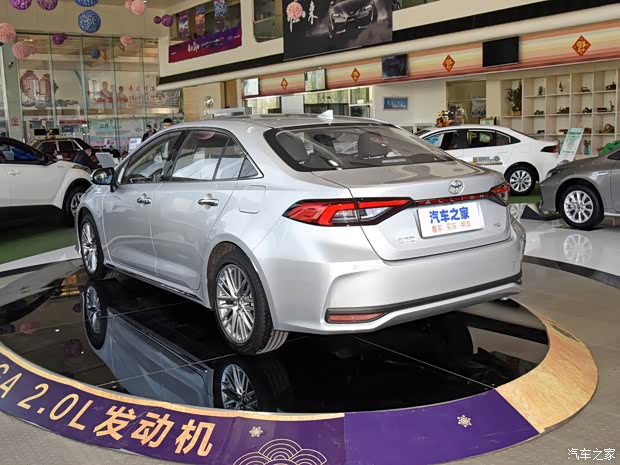 一汽丰田 亚洲狮 2021款 2.0L 尊贵版