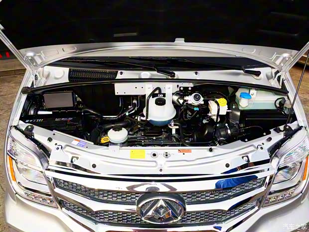 上汽大通 上汽大通V80 2017款 2.5T手動商杰版國V長軸中頂14-15座