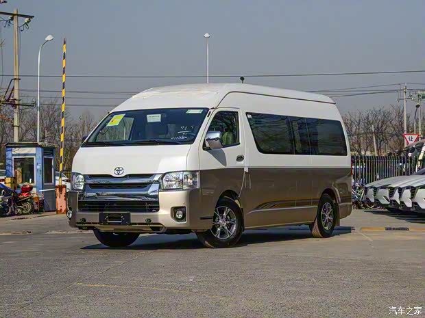 豐田(進(jìn)口) HIACE 2011款 2.7L自動(dòng)標(biāo)準(zhǔn)版13座 豐田(進(jìn)口) HIACE 2011款 2.7L自動(dòng)標(biāo)準(zhǔn)版13座