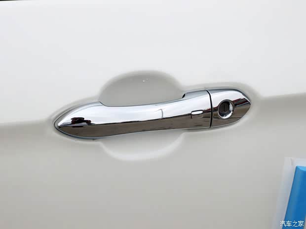 东风日产 启辰D60 2021款 PLUS 1.6L CVT智领版