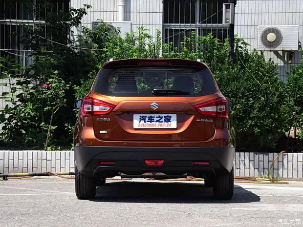 长安铃木 骁途 2017款 1.6L 手动基本型