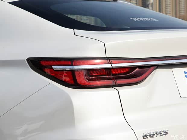 长安汽车 长安CS85 COUPE 2021款 2.0T 基本型