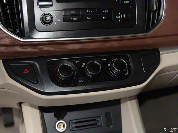 东风风行 菱智 2017款 M5 1.6L 舒适型 东风风行 菱智 2017款 M5 1.6L 舒适型