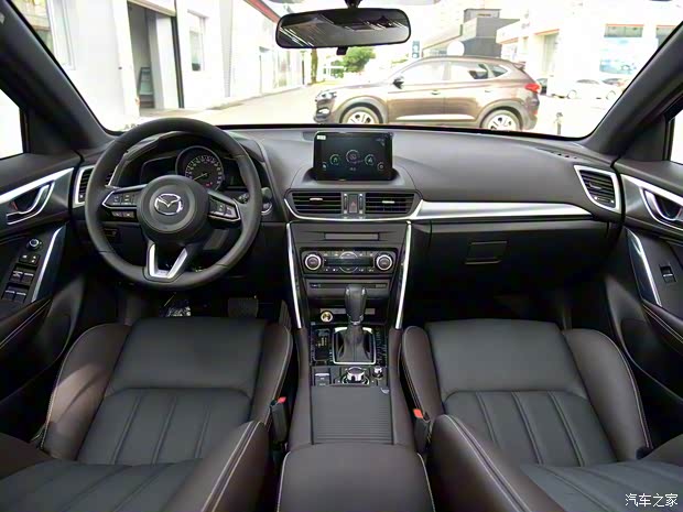 一汽马自达 马自达CX-4 2018款 2.0L 自动两驱蓝天品位版