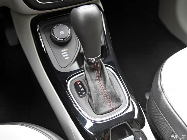 Jeep(進口) 指南者(進口) 2018款 基本型