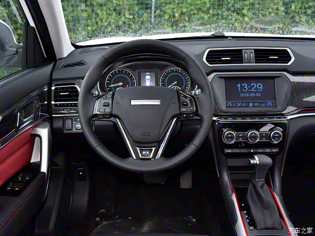 长城汽车 哈弗H2 2017款 蓝标 1.5T 自动两驱尊贵型