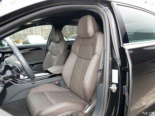 奥迪(进口) 奥迪A8新能源 2021款 A8L 60 TFSIe quattro