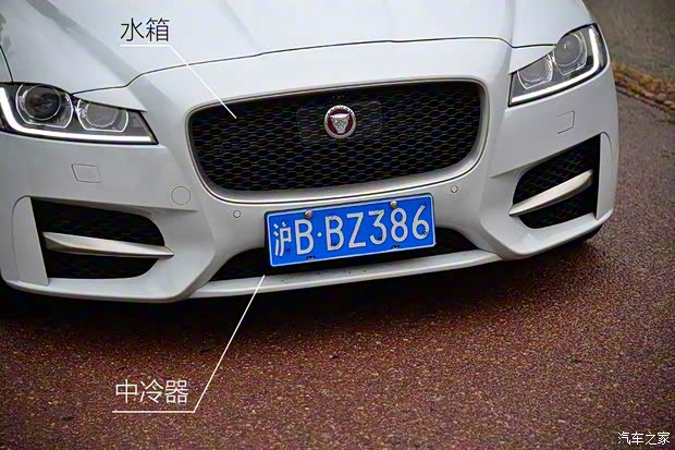 捷豹 捷豹XF 2016款 XF 2.0T 两驱R-Sport运动版 捷豹 捷豹XF 2016款 XF 2.0T 两驱R-Sport运动版