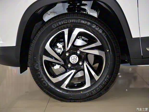 上汽通用五菱 宝骏510 2017款 1.5L 手动豪华型