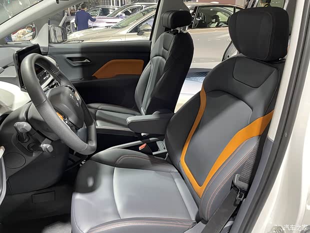 一汽奔腾 奔腾NAT 2021款 基本型 一汽奔腾 奔腾NAT 2021款 基本型