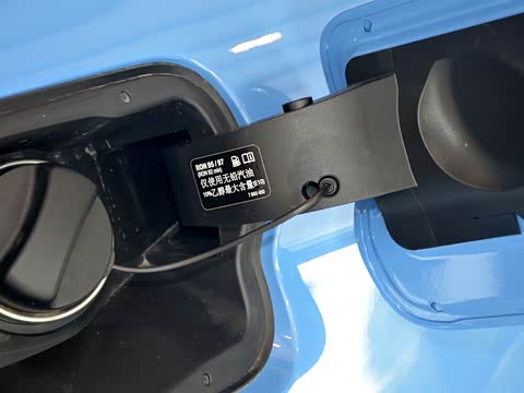 2015款 M4双门轿跑车 MT 2015款 M4双门轿跑车 MT