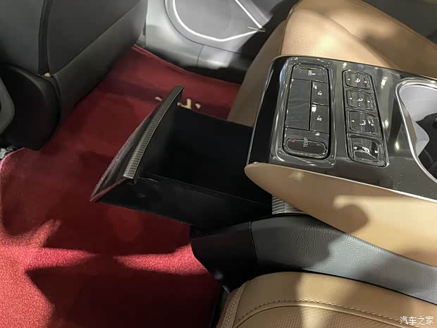 一汽红旗 红旗E-QM5 2021款 基本型