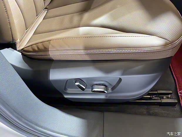 一汽红旗 红旗E-QM5 2021款 基本型