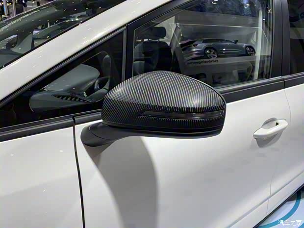 一汽奔腾 奔腾E05 2021款 基本型