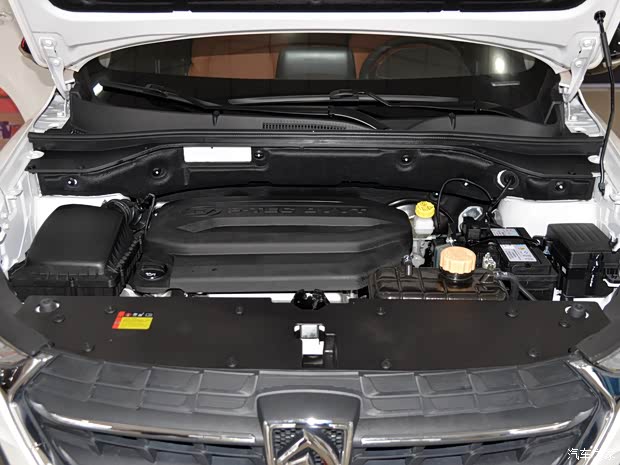 上汽通用五菱 宝骏510 2017款 1.5L 手动豪华型