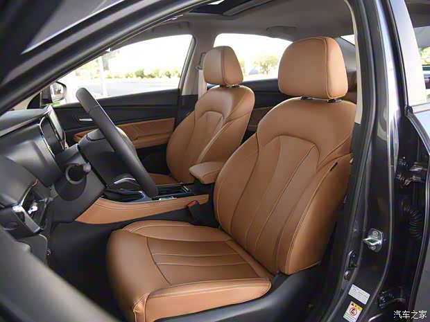 廣汽乘用車 傳祺GA4 2021款 235T 自動(dòng)尊貴版