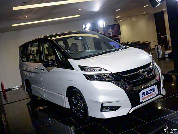 日产(进口) Serena 2017款 基本型