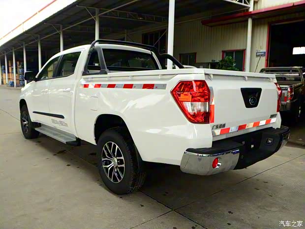 福迪汽車 雄師F22 2015款 1.9T兩驅(qū)柴油豪華型加長版D19TCID1 福迪汽車 雄師F22 2015款 1.9T兩驅(qū)柴油豪華型加長版D19TCID1