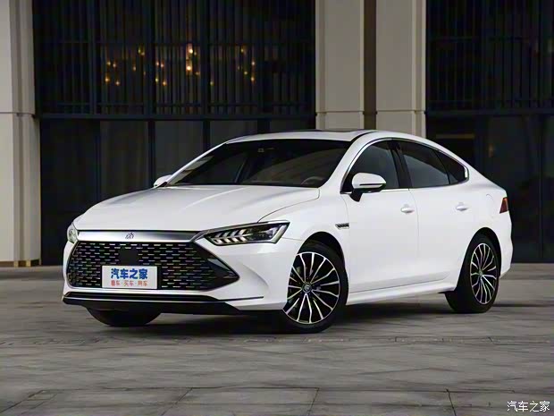 比亚迪 秦PLUS 2021款 DM-i 120KM 旗舰型 比亚迪 秦PLUS 2021款 DM-i 120KM 旗舰型