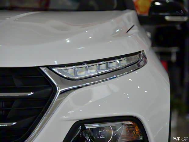 上汽通用五菱 宝骏510 2017款 1.5L 手动豪华型