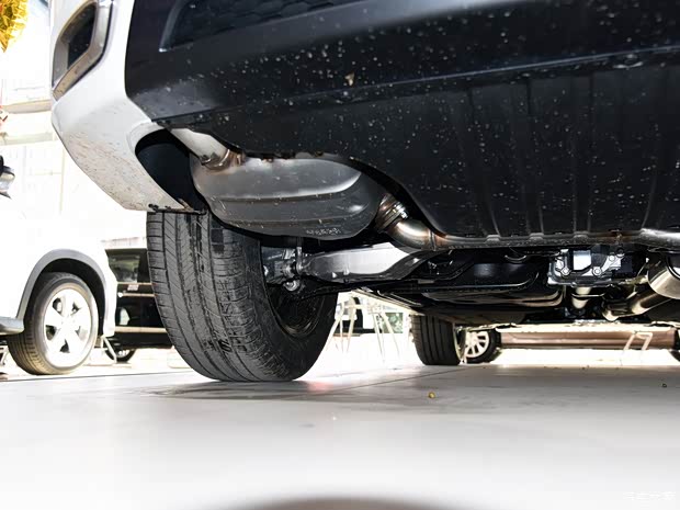 东风本田 本田UR-V 2017款 370TURBO 四驱尊享版 国V 东风本田 本田UR-V 2017款 370TURBO 四驱尊享版 国V